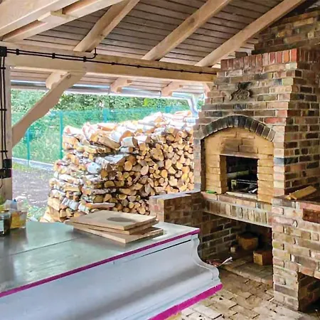 Σπίτι διακοπών Gorgeous In With Wifi Wilcze (Greater Poland)